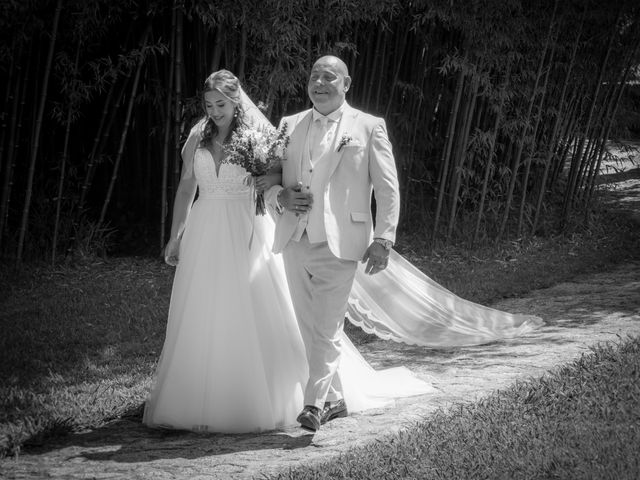 La boda de Anxo y Ana en Redondela, Pontevedra 25