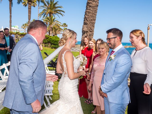 La boda de Justyna y Adam en Benalmadena Costa, Málaga 23