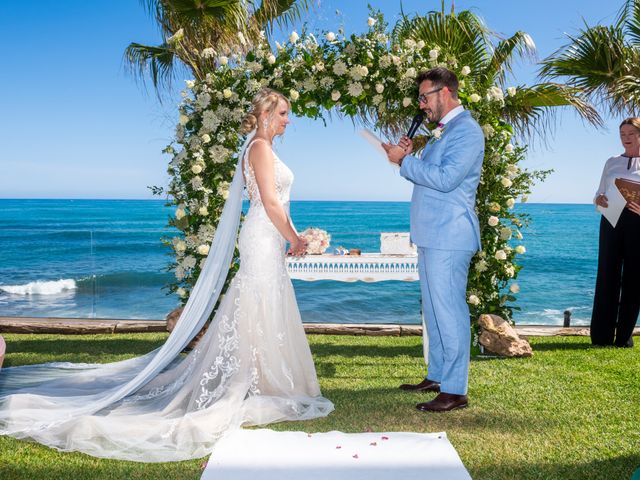 La boda de Justyna y Adam en Benalmadena Costa, Málaga 27