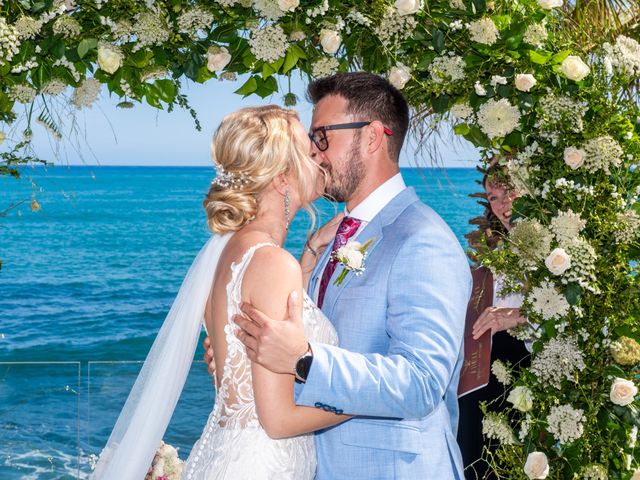 La boda de Justyna y Adam en Benalmadena Costa, Málaga 32