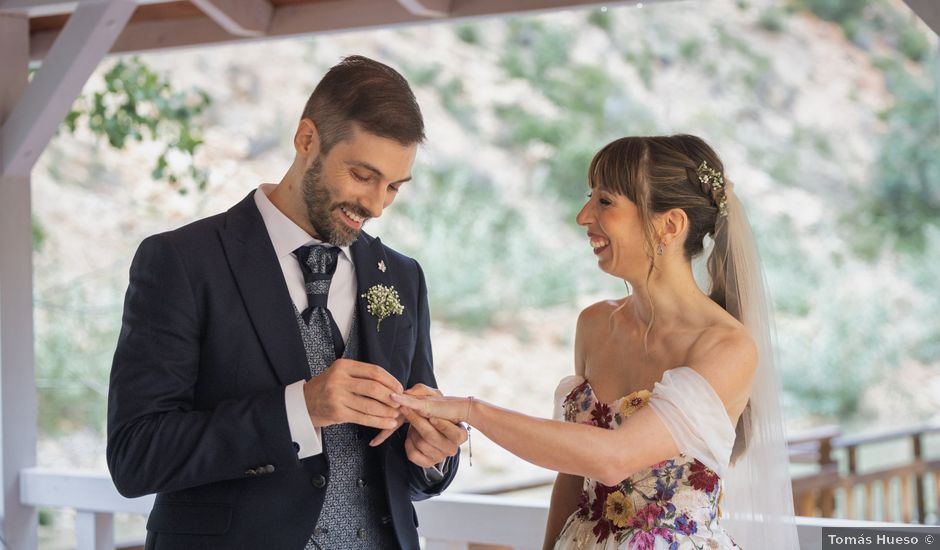 La boda de Fabián y Silvia en Alborache, Valencia