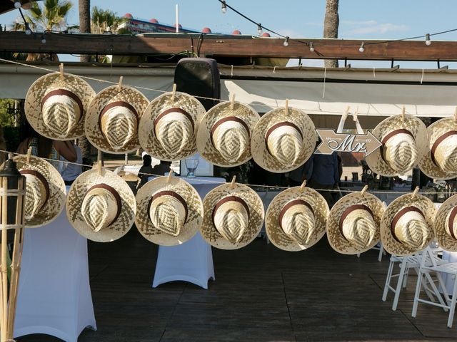 La boda de Iván y Irene en Canet De Mar, Barcelona 26