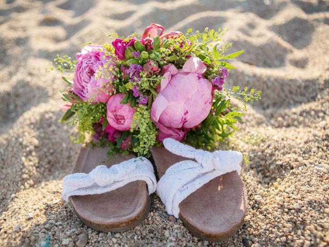 La boda de Iván y Irene en Canet De Mar, Barcelona 53