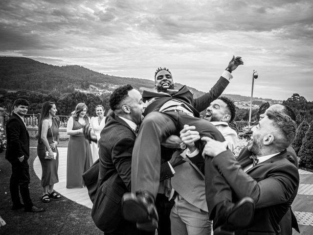 La boda de Edu y Noa en Meis (San Martin), Pontevedra 40