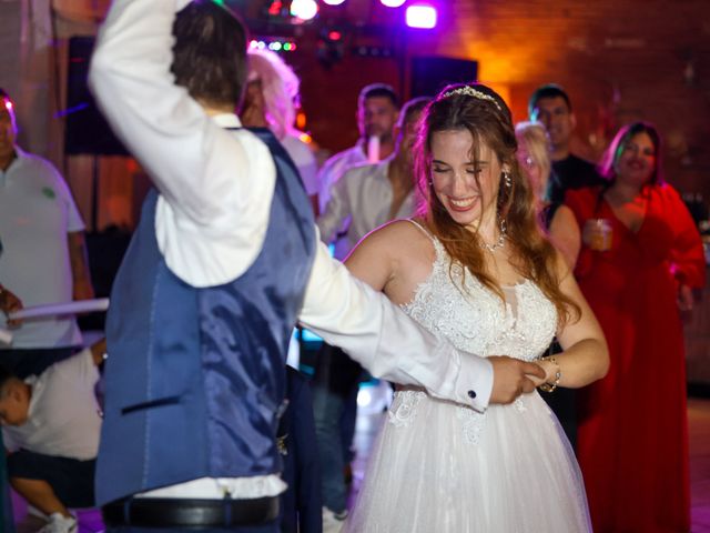 La boda de William y Rosani en Llerona, Barcelona 13