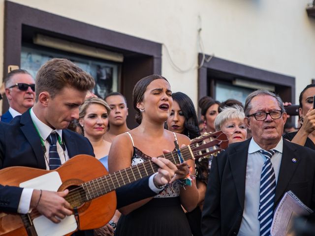 La boda de Fernando y Irene en La Puebla Del Rio, Sevilla 10