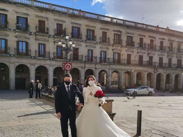 La boda de Pepe y Laura en Vitoria-gasteiz, Álava 2