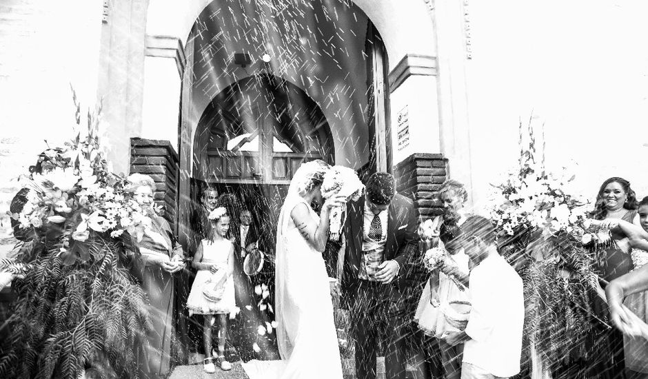 La boda de Fernando y Irene en La Puebla Del Rio, Sevilla