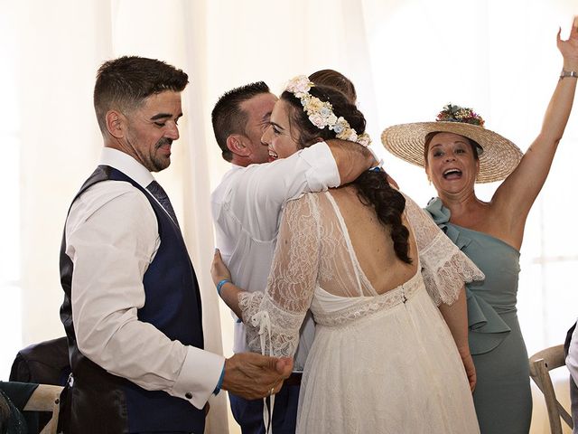 La boda de Alejandra y Ángel en La Roca De La Sierra, Badajoz 67