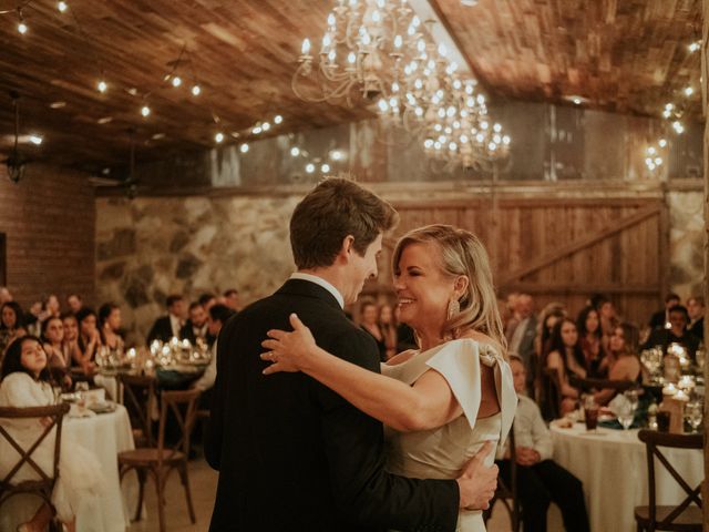 La boda de Blake y Valentina en Texo De Lois, Asturias 96