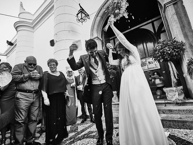 La boda de Juan Antonio y Carmen en Villafranca De Los Barros, Badajoz 27