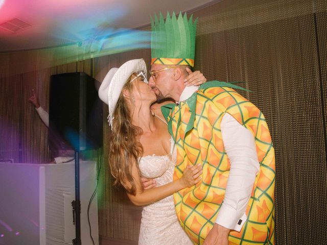 La boda de José y Marina en Málaga, Málaga 93