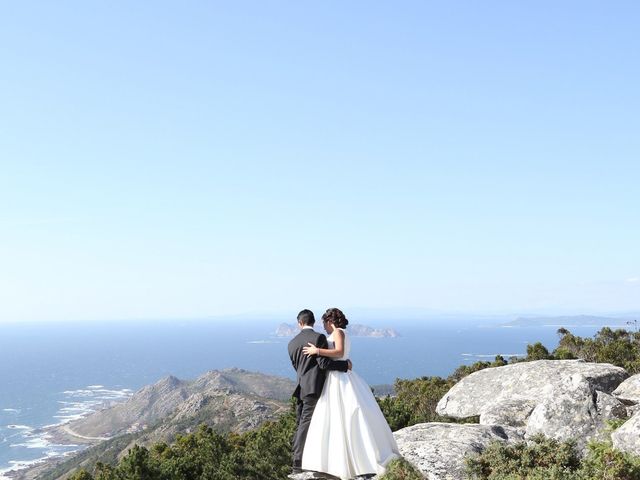 La boda de Abraham y Tere en Oia (Santa Maria De ), Pontevedra 1