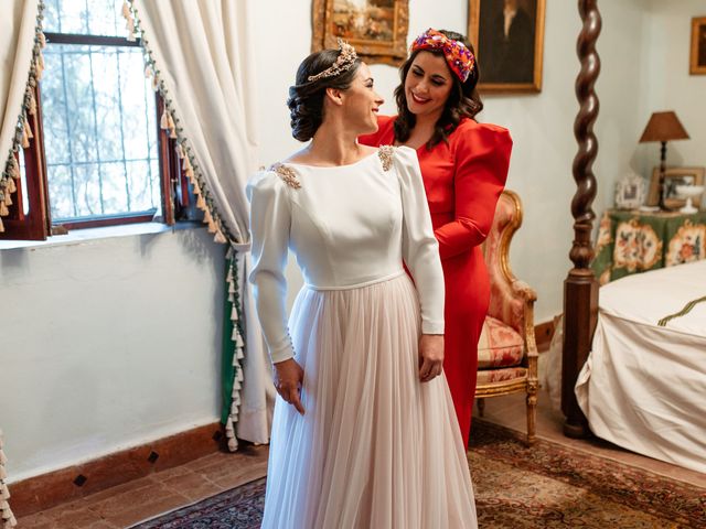 La boda de Patricia y Juan en La Puebla Del Rio, Sevilla 19