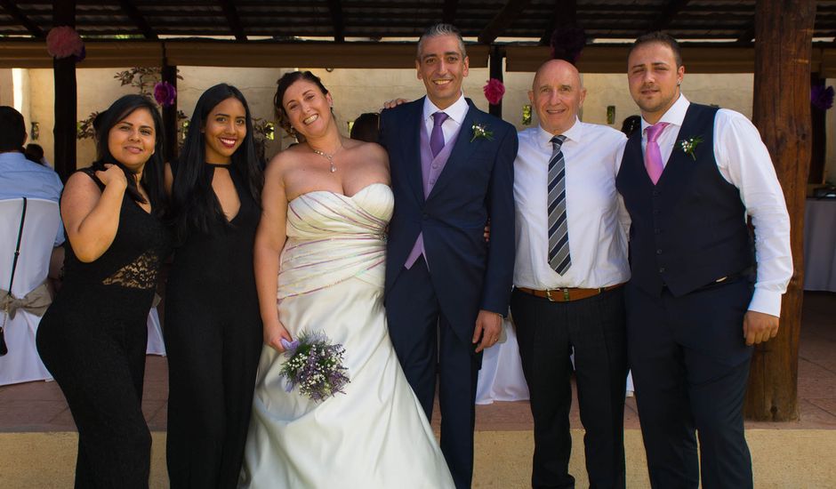 La boda de Juan y Laura en Telde, Las Palmas