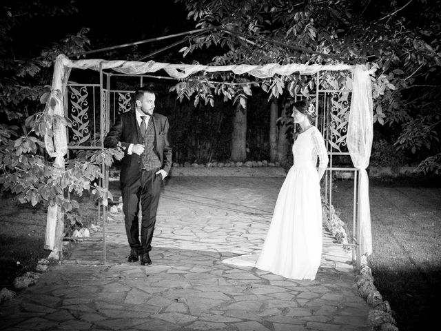 La boda de Angel y Blanca en Chinchon, Madrid 24
