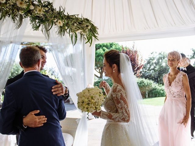 La boda de Alex y Hanna en Sant Vicenç De Montalt, Barcelona 53