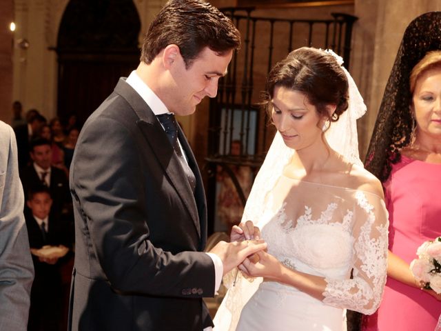 La boda de Ricardo y Carmen en Dos Hermanas, Sevilla 16