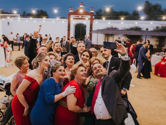 La boda de Virginia y Antonio Jesús en Carmona, Sevilla 35