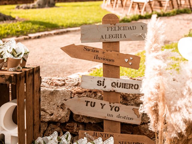 La boda de Virginia y Juanma en Campos, Islas Baleares 17