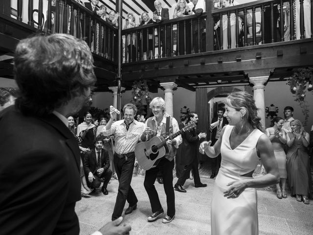 La boda de Pablo y Laura en Meres (Siero), Asturias 57