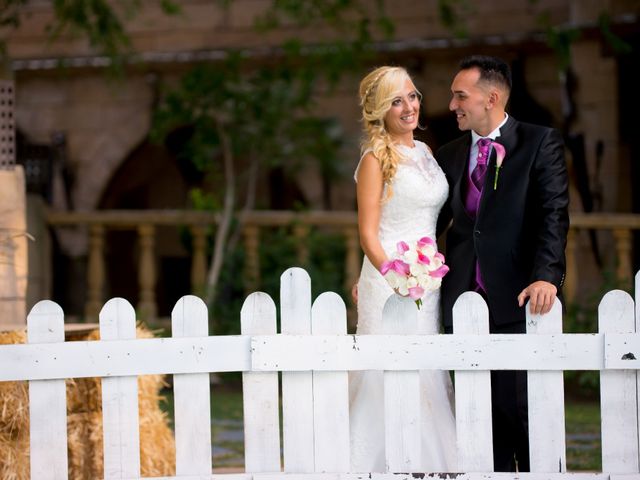 La boda de Oliver y Vanessa en Talamanca Del Jarama, Madrid 36