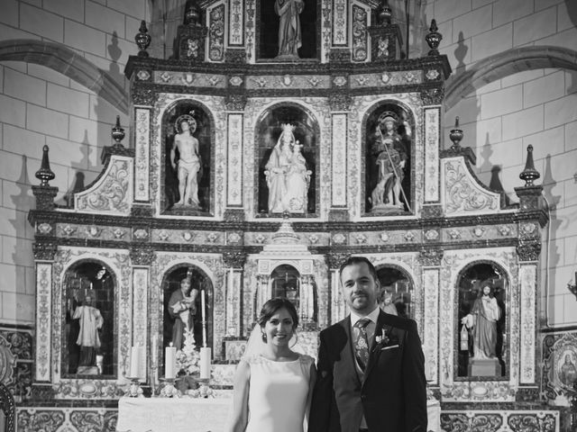 La boda de Juanjo y Miriam en Castillo De Bayuela, Toledo 28