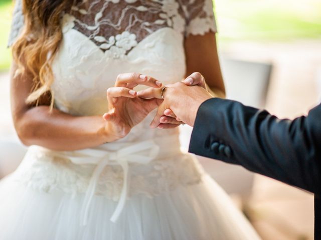 La boda de Iván y Raquel en Sant Vicenç De Montalt, Barcelona 43