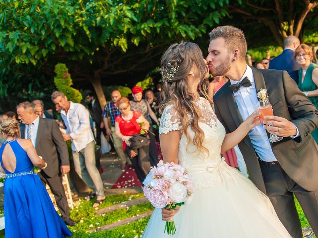 La boda de Iván y Raquel en Sant Vicenç De Montalt, Barcelona 56