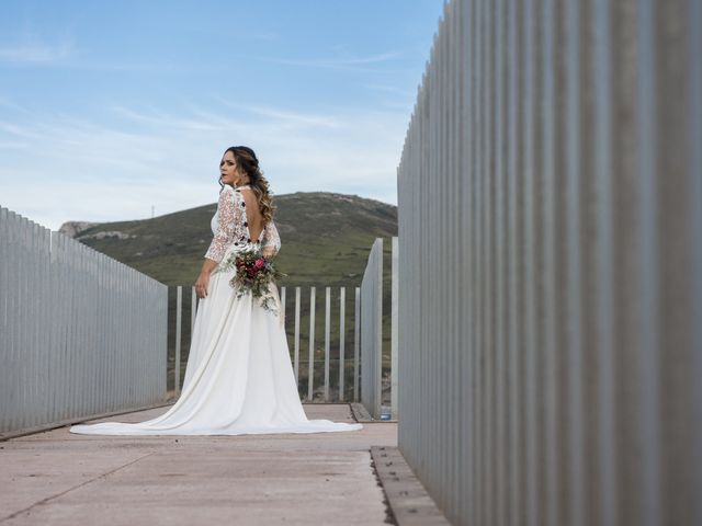 La boda de Cristhian y Oihane en Bilbao, Vizcaya 33