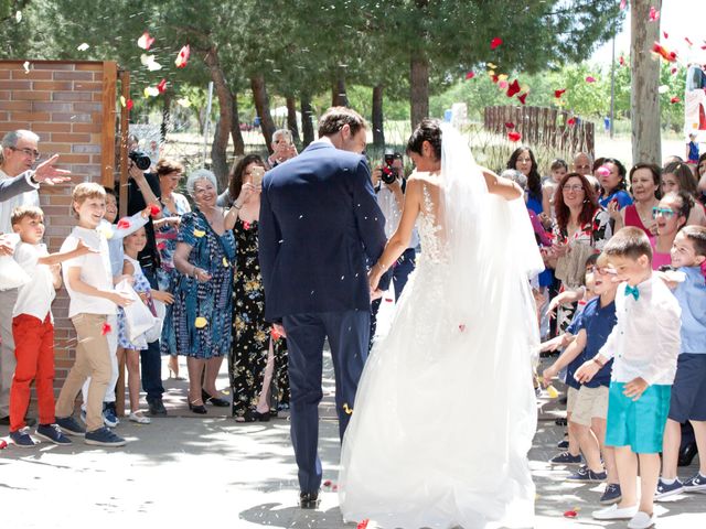 La boda de Daniel y Leticia en Getafe, Madrid 25