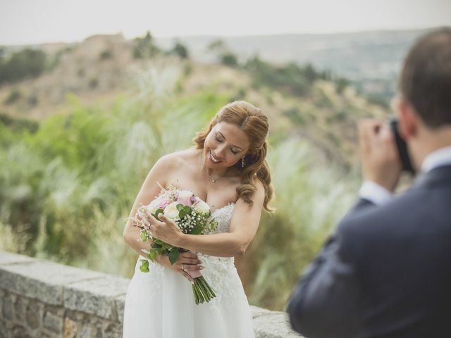 La boda de Diego y Haidy en Toledo, Toledo 16