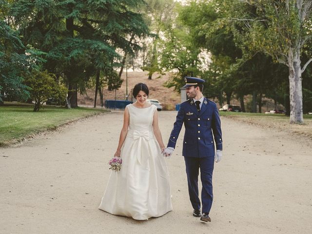 La boda de Borja y Ángela  en Madrid, Madrid 11