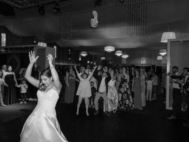 La boda de Saul y Ceci en Carracedelo, León 30