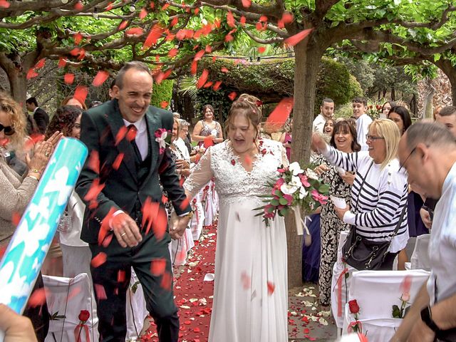 La boda de Isa y Santi en Sant Vicenç De Montalt, Barcelona 59