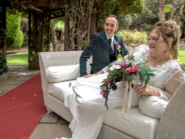 La boda de Isa y Santi en Sant Vicenç De Montalt, Barcelona 65