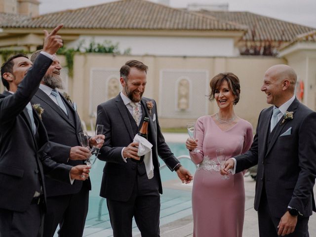 La boda de Dylan y Almudena en Jerez De La Frontera, Cádiz 6