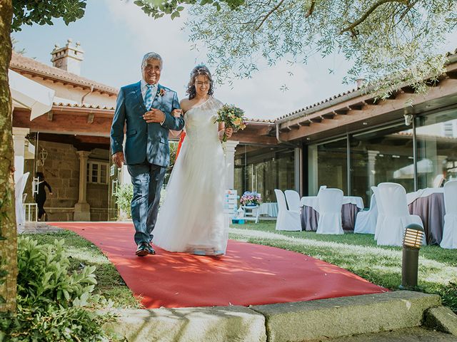 La boda de Trassy y Lucía en Redondela, Pontevedra 15