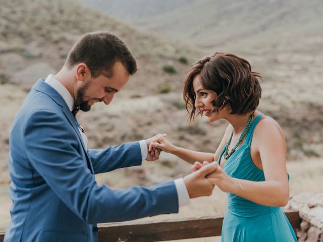 La boda de Miguel y Isa en La Isleta, Almería 9