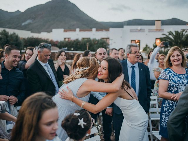 La boda de Miguel y Isa en La Isleta, Almería 76