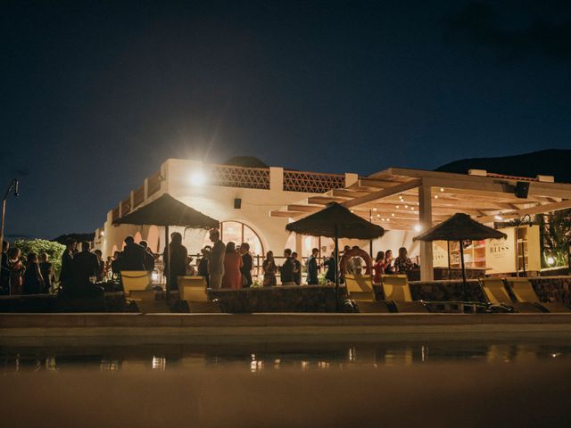 La boda de Miguel y Isa en La Isleta, Almería 30