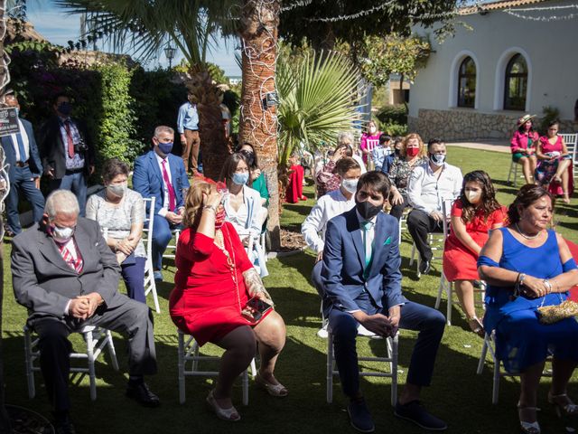 La boda de Yolanda y Omar en Lora De Estepa, Sevilla 15