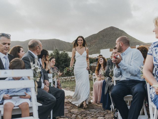 La boda de Miguel y Isa en La Isleta, Almería 19