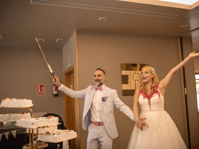 La boda de Mónica y Manuel en Arteixo, A Coruña 28