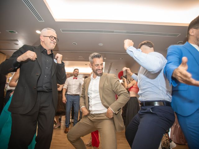 La boda de Mónica y Manuel en Arteixo, A Coruña 38