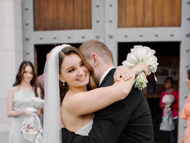 La boda de Bogdan y Sofiia en Olot, Girona 44