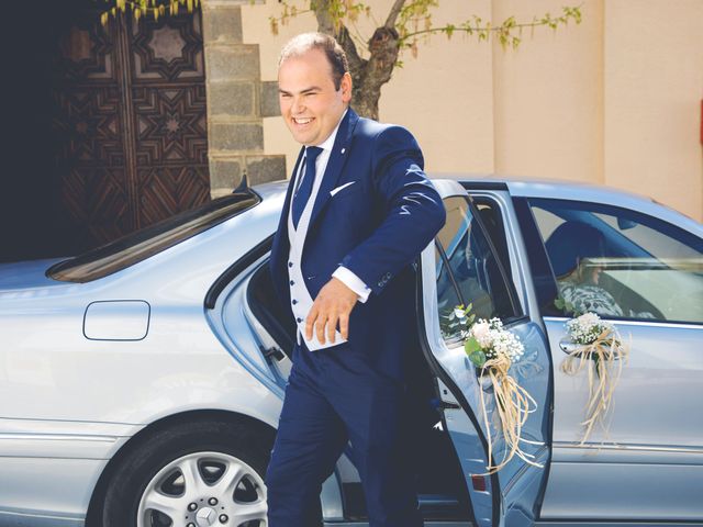 La boda de Jonathan y Rocío en Villafranca De Los Barros, Badajoz 23