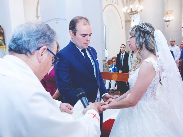 La boda de Jonathan y Rocío en Villafranca De Los Barros, Badajoz 33