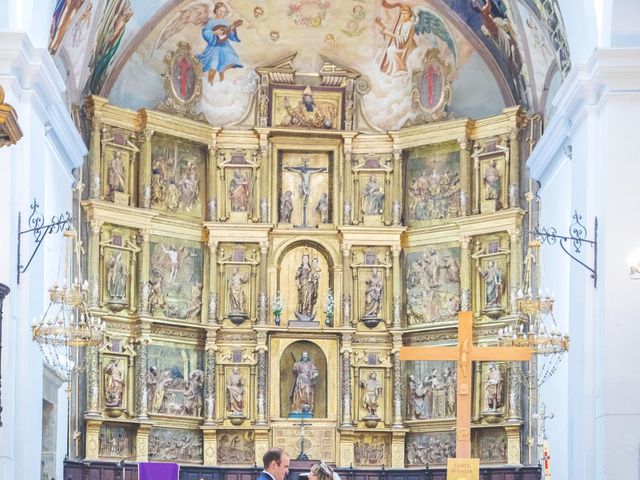 La boda de Jonathan y Rocío en Villafranca De Los Barros, Badajoz 41