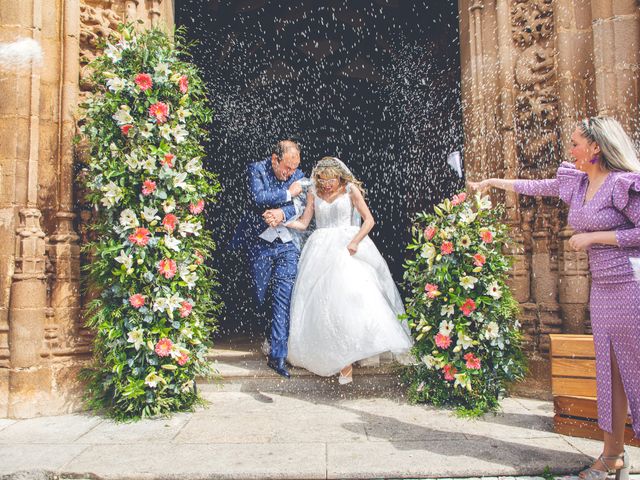 La boda de Jonathan y Rocío en Villafranca De Los Barros, Badajoz 42